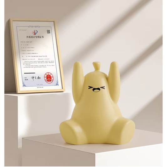 Toto Pear Photo Clip – Ceramic Desk Accessory for Notes & Pictures For Home, Office & Gifts