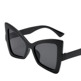 Women’s Butterfly Sunglasses – Full Frame Fashion Shades for Streetwear & Travel
