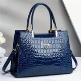 Large Capacity Crocodile Print Tote- Everyday Handbag with Spacious Interior and Design
