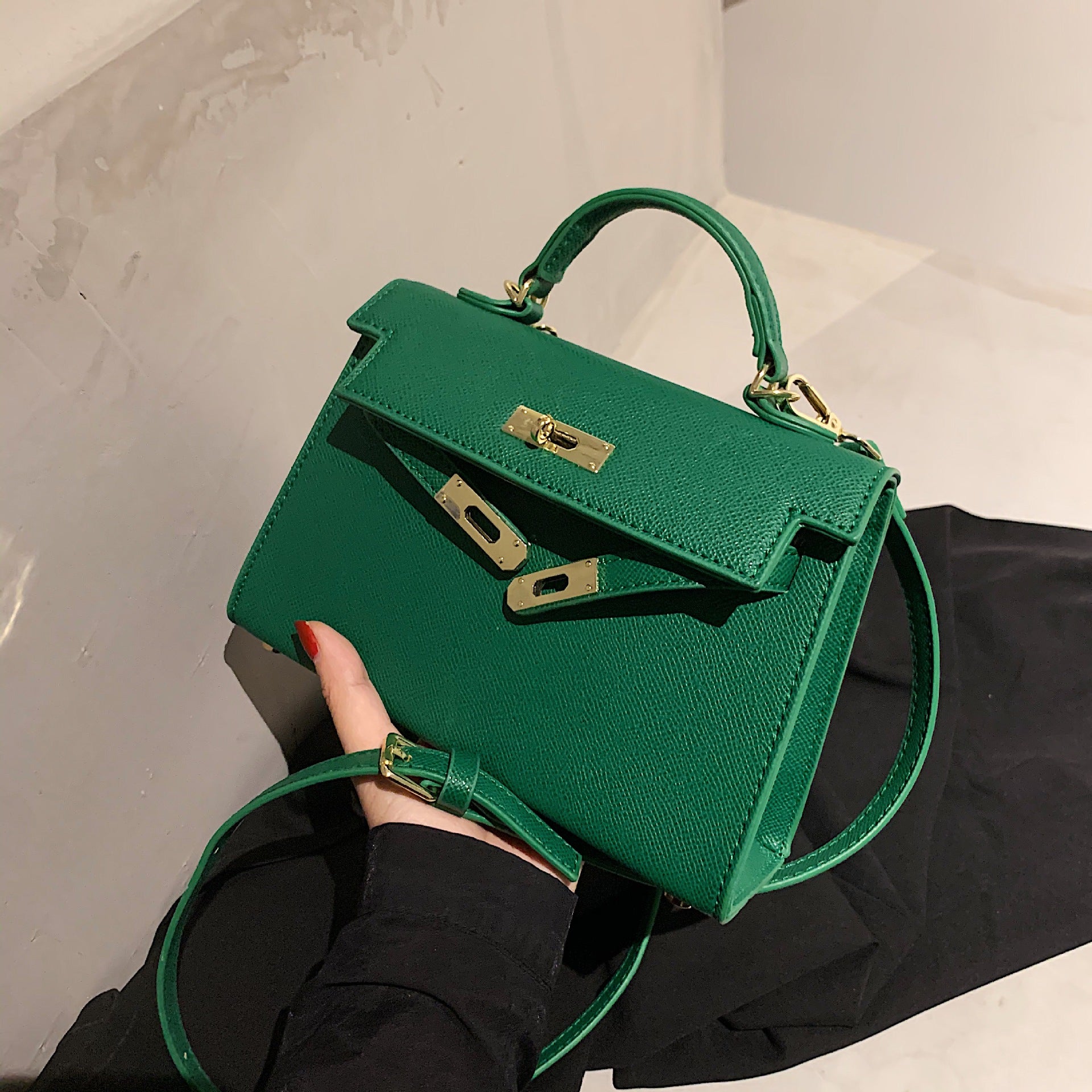 Cross-Border High-Quality Kelly Bag for Women 2025 New Classic Fashion Satchel Shoulder Bag Commuter Export Crossbody Bag