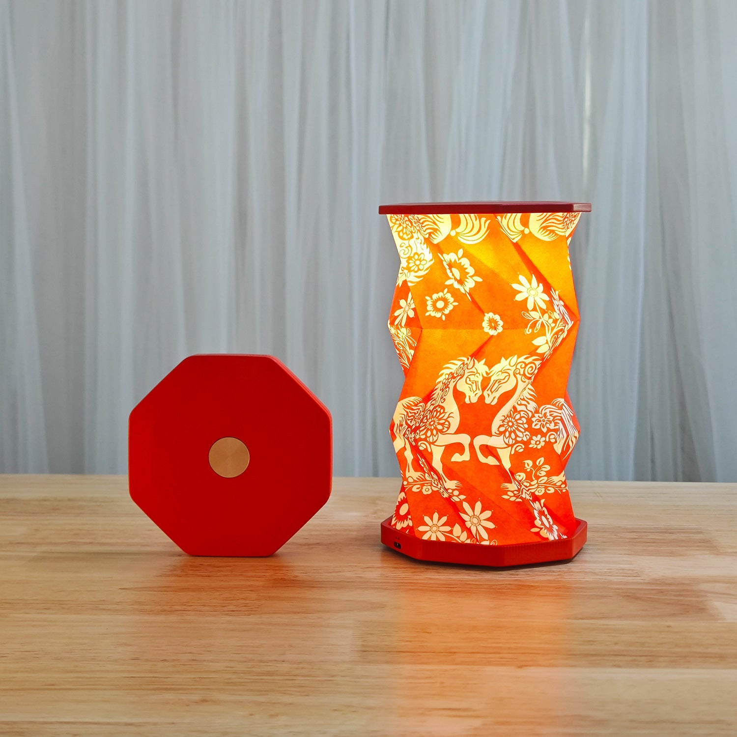 Creative Gifts Magnetic Folding Rotating Lamp Origami Art Atmosphere Table Lamp Cultural and Creative Gifts Night Light Souvenirs