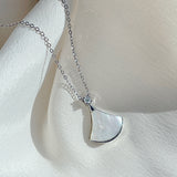 Cat’s Eye Stone Fan Pendant Necklace – Titanium Steel Clavicle Chain for Women