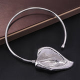 Retro Poplar Leaf Necklace for Women – Light Luxury Alloy Clavicle Jewelry