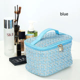 Large Capacity Plaid Makeup Bag – Stylish and Portable for Men & Women