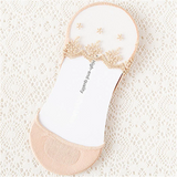 Women’s Lace Invisible Socks – Non-Slip Ultra-Thin Mesh Boat Socks for Everyday Comfort