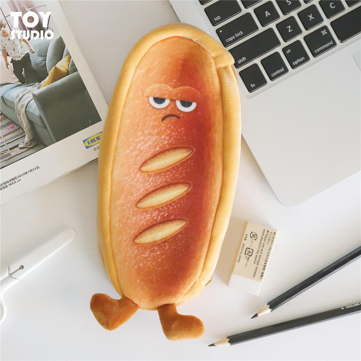 Plush Pencil Case in the Shape of a Toast Bread, Large Capacity, Cute and Creative Japanese-Style Stationery Box for Middle School Students
