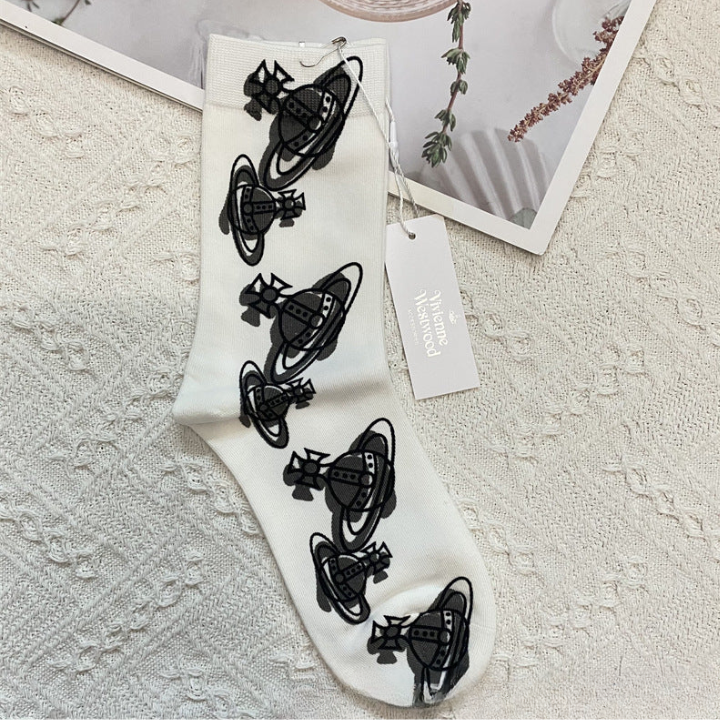 Japanese Starry Sky Socks – Women’s Mid-Tube Cotton Autumn Winter Style