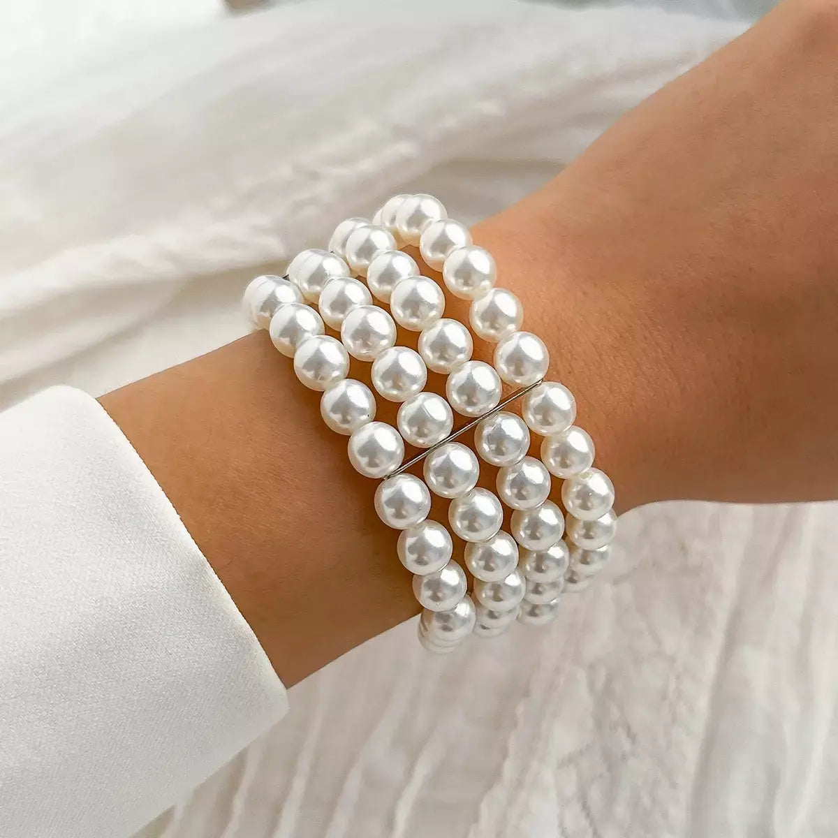 Classic Wrap Chunky Pearl Bracelet – 4-Layer French Style Imitation Pearl Jewelry