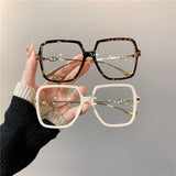 2023 in stock direct supply of anti-blue light Europe and the United States flat glasses goggles cross-border fashion large frame metal glasses frame