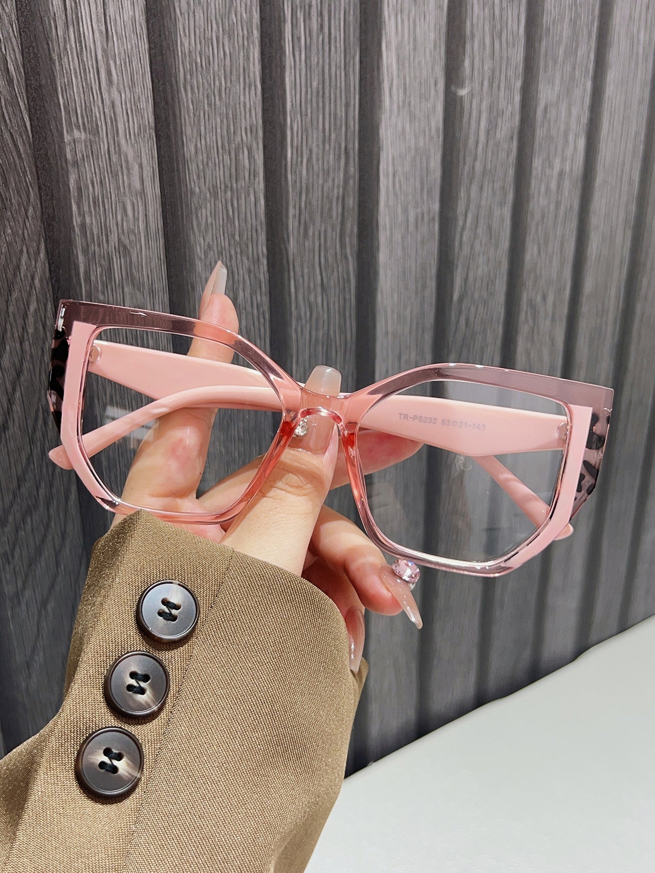 TR material cat's eye anti-blue light glasses women's fashion 2024 new European and American large frame plain cross-border non-power flat mirror