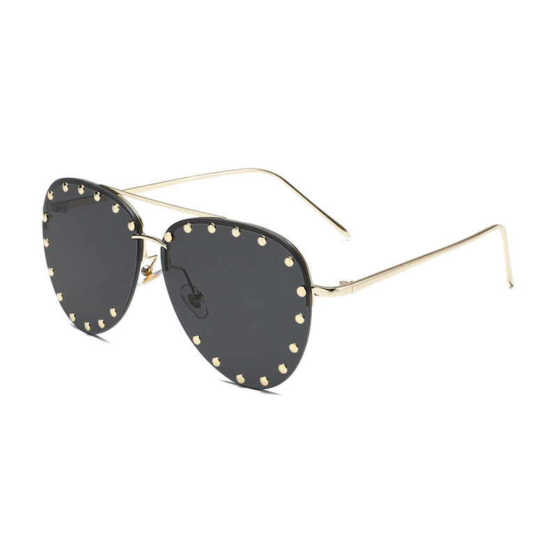 Cross-border New Toad Glasses Rivet Lens Fashion Sunglasses Internet Celebrator Same Style European and American Style Retro Trend Sunglasses