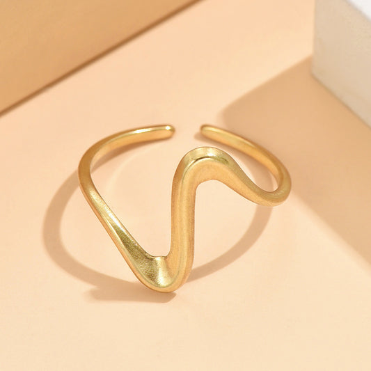 Gold Geometric Wavy Open Ring for Women – Adjustable Stainless Steel Fashion Jewelry