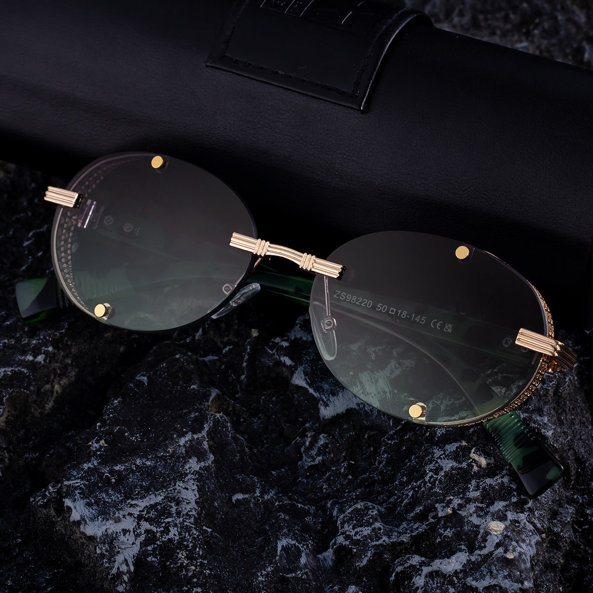 2025 New Oval Frameless Sunglasses European and American Retro Punk Sunglasses Stage Performance Fashion Street Beat Glasses