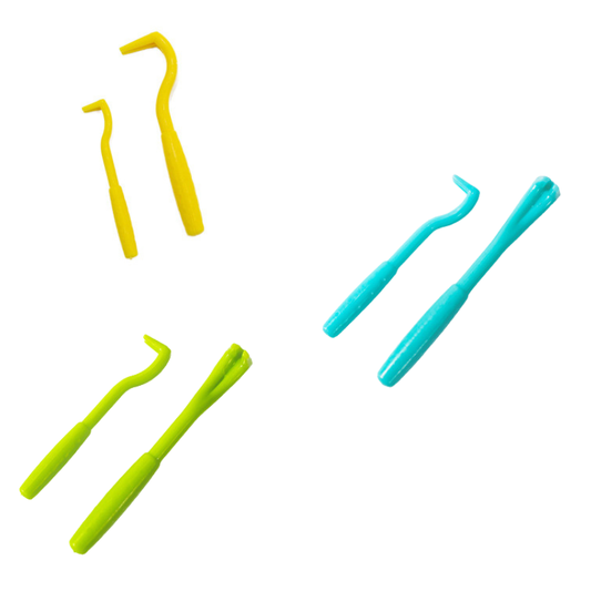 Pet Grooming Tool – Flea & Tick Remover Comb for Dogs and Cats with Easy Cleaning Design