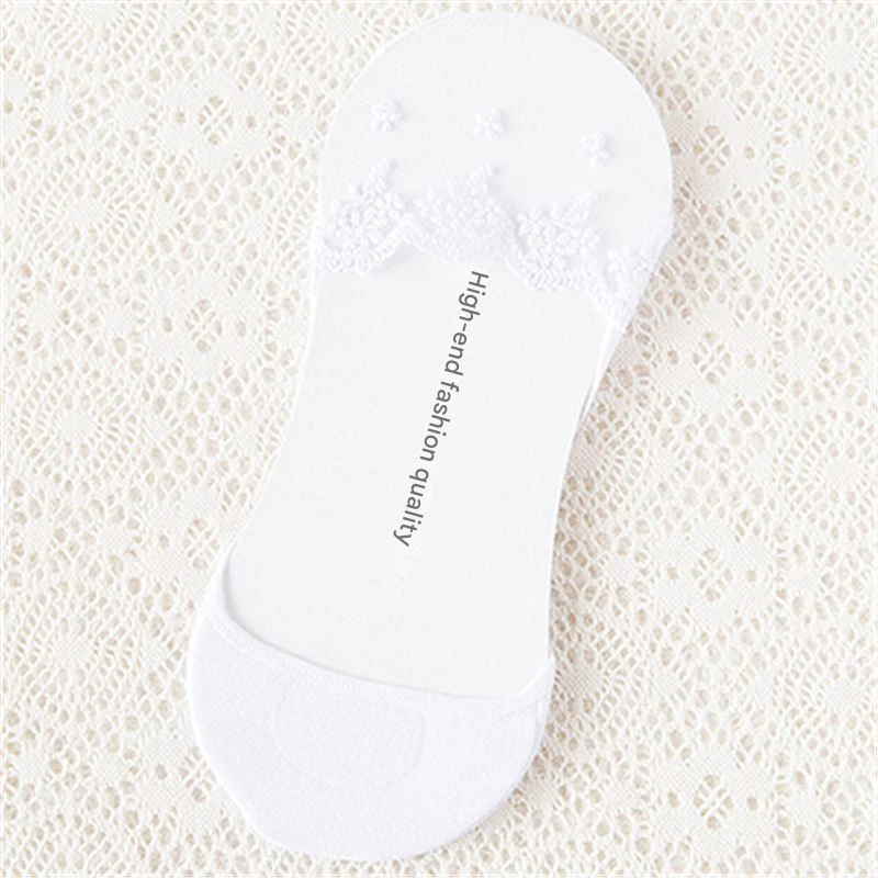 Women’s Lace Invisible Socks – Non-Slip Ultra-Thin Mesh Boat Socks for Everyday Comfort