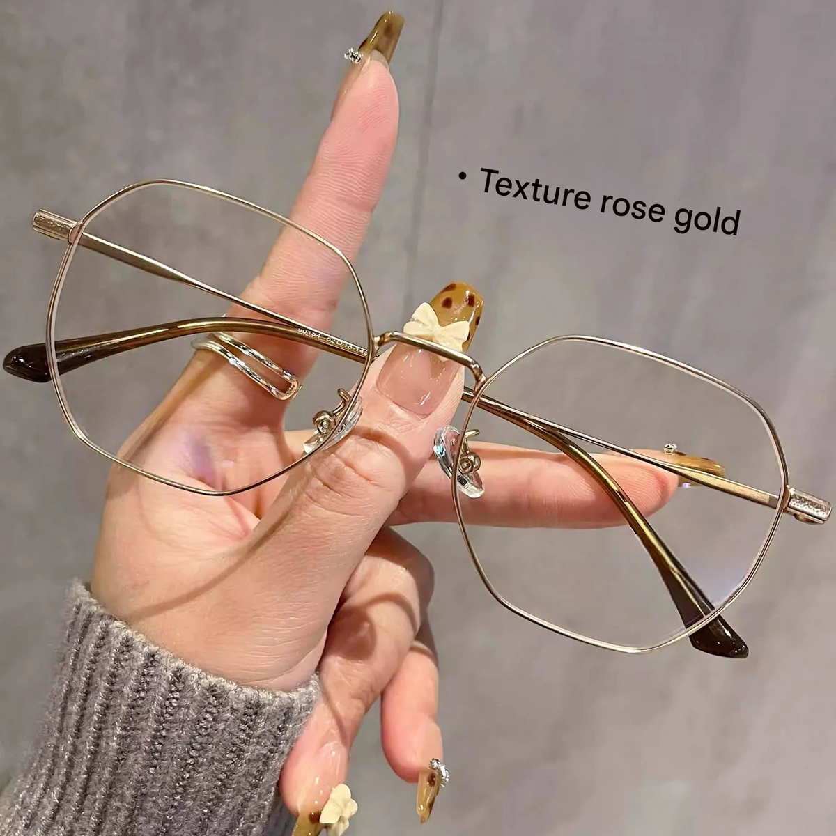 Ultra-Light Polygon Titanium Glasses Frame for Women – Anti-Blue Light Myopia Eyewear